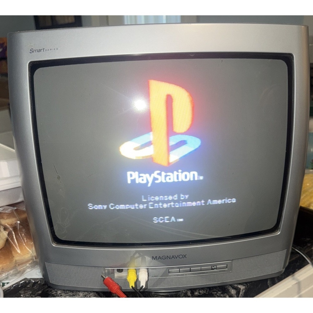 Magnavox 13MT143S 13" Smart Series CRT GAMING TV Television w/ Remote TESTED